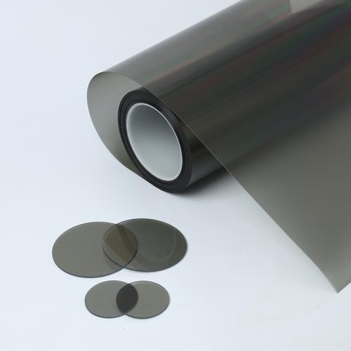 Ano ang polarizer? At alam mo ba ang pag -andar ng polarizer ng LCD?